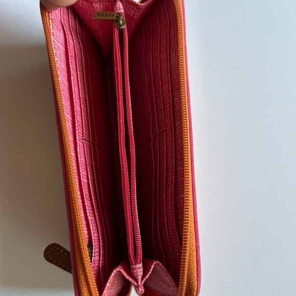 Fossil zip- around wallet - Picture 3 of 4